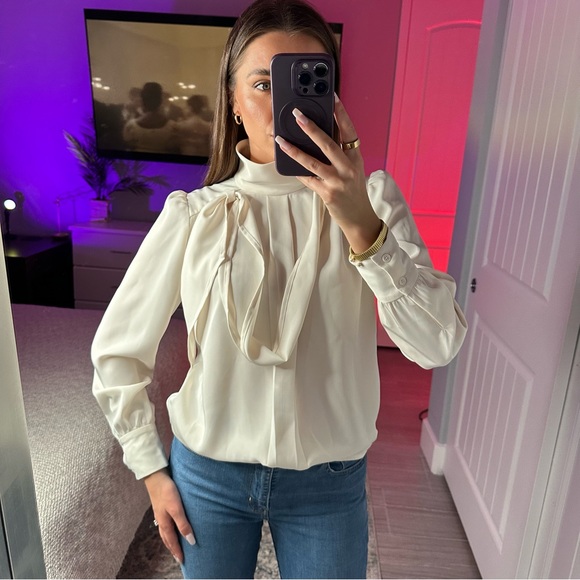 Two for one black and beige long sleeve blouses Size S - Picture 9 of 16